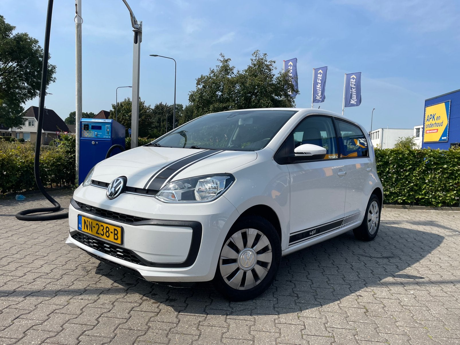 Volkswagen up! 1.0 44KW 5-DRS 2017 Wit, Auto's, Volkswagen, Particulier, up!, ABS, Airbags, Airconditioning, Bluetooth, Centrale vergrendeling