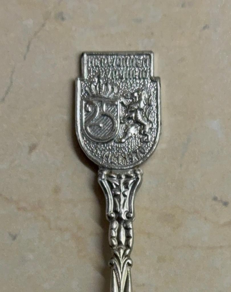 Lepeltje Bevrijding Herwonnen Vrijheid 25 jaar 5 mei 1970., Ophalen of Verzenden, Zo goed als nieuw