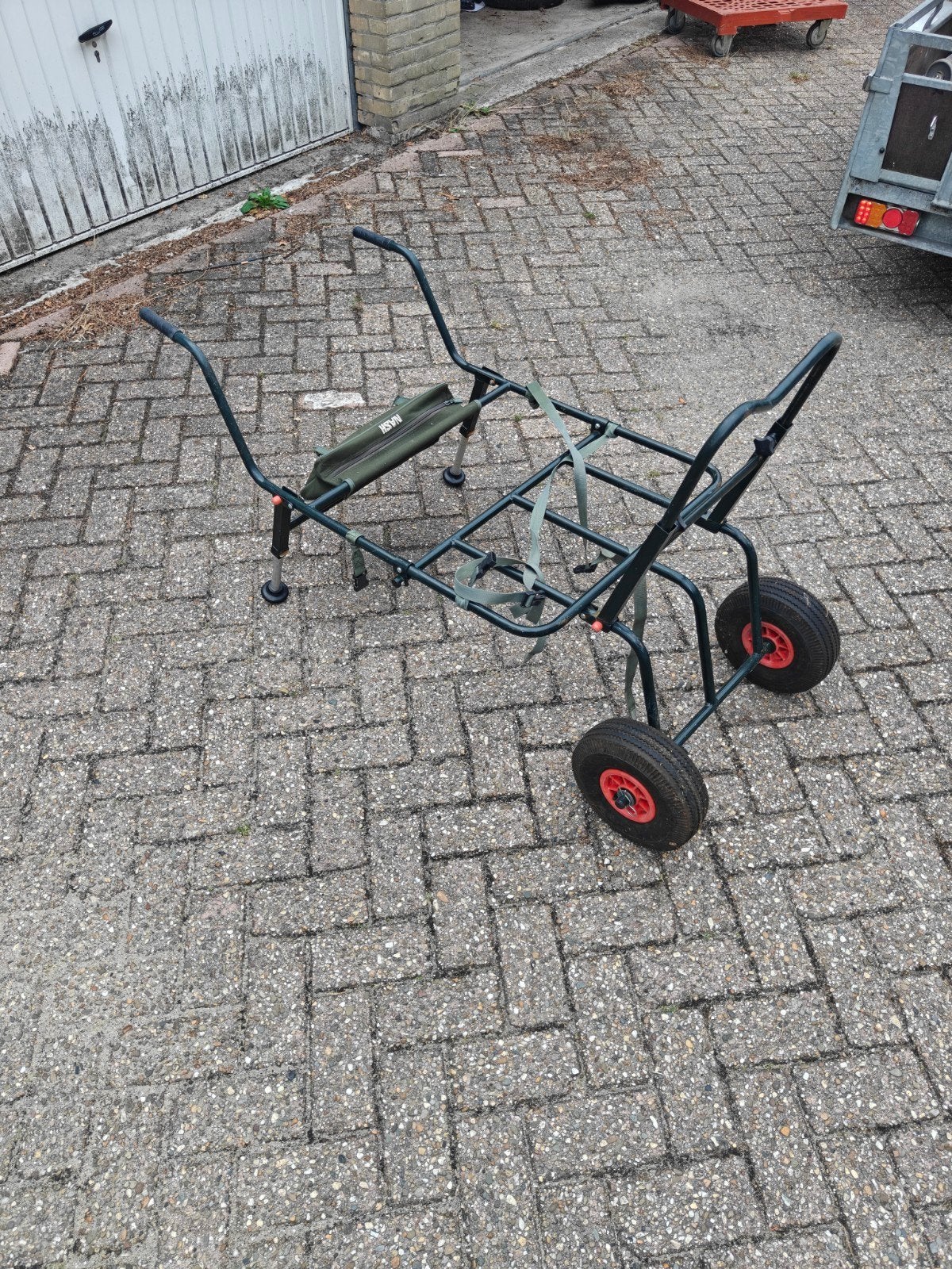 Nash viskar/trolley - Ideaal voor karpervissers, Watersport en Boten, Ophalen, Gebruikt, Overige typen