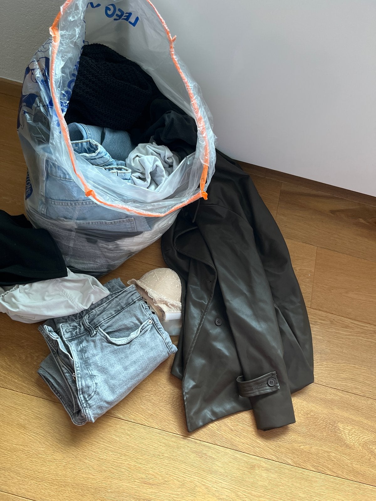 Zak vol dameskleding maat S, Ophalen, Gedragen, Maat 36 (S)