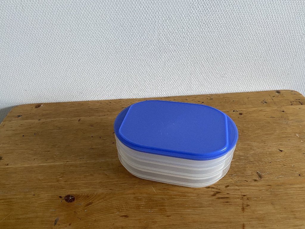 Tupperware Stapel Vleeswaren Bakje ( 3 bakjes, lichtblauw ), Ophalen of Verzenden, Gebruikt, Bak of Kom