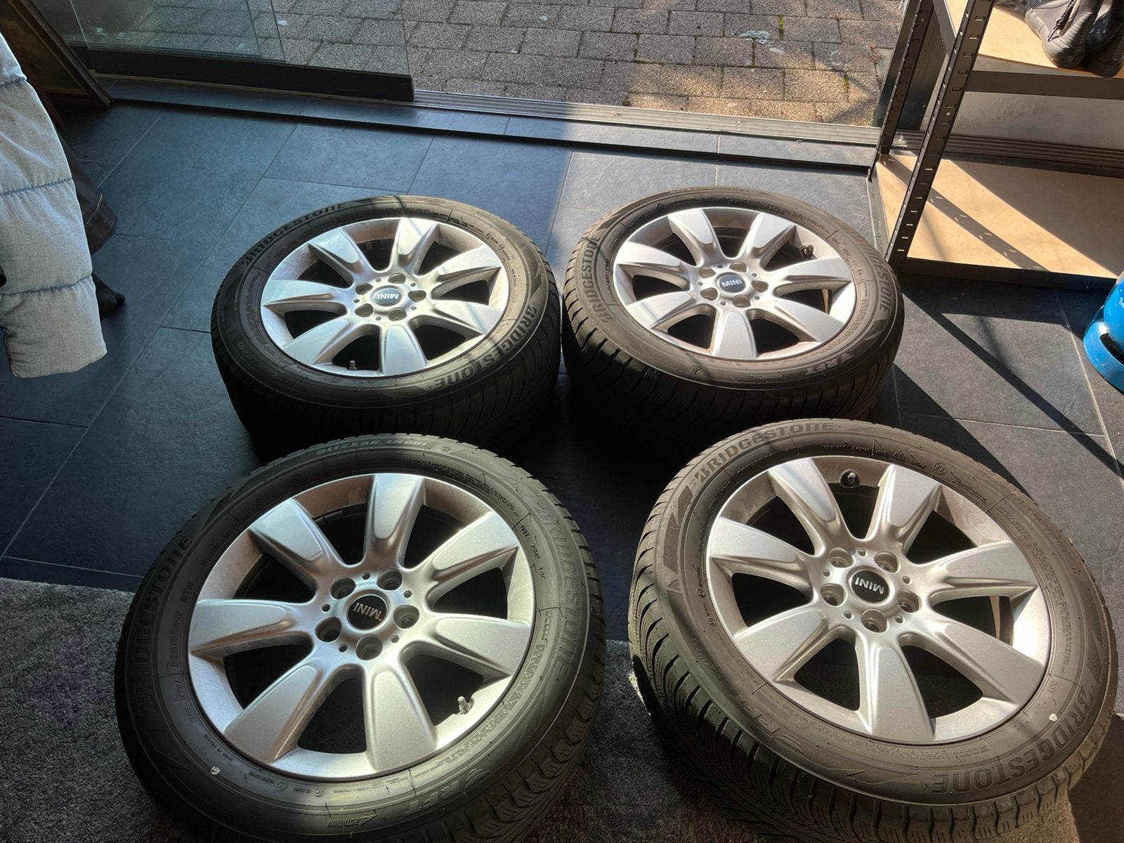 Winterbanden mini cooper countryman F60 17 inch, Ophalen