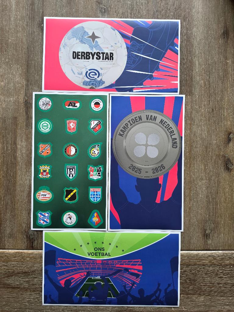 Plus XXL Voetbalplaatjes set van 4 stuks, Verzamelen, Plus, Ophalen of Verzenden