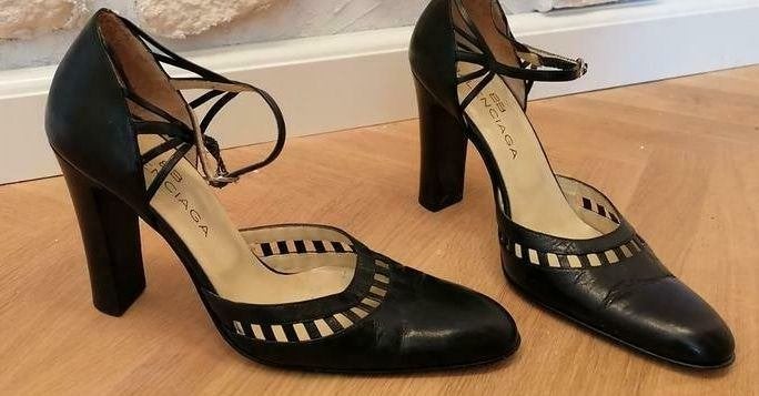 Balenciaga elegante zwarte pumps, heels, leer, maat 38 zgan, Kleding | Dames, Schoenen, Balenciaga, Zwart, Zo goed als nieuw, Sandalen of Muiltjes