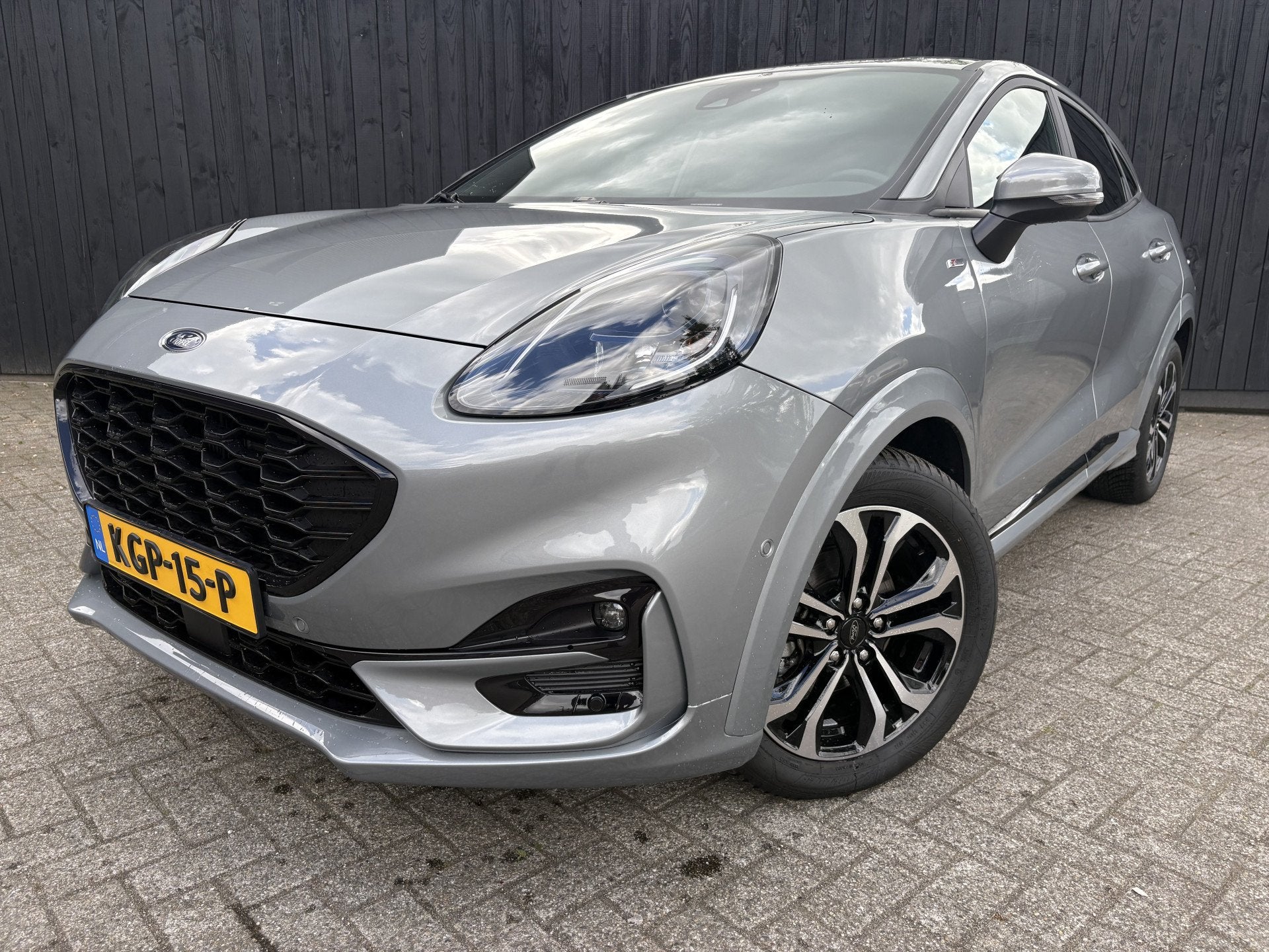 Ford Puma 1.0 EcoBoost Hybrid ST-Line (bj 2024, automaat), Auto's, Stof, 665 kg, Bedrijf, Hybride Elektrisch/Benzine