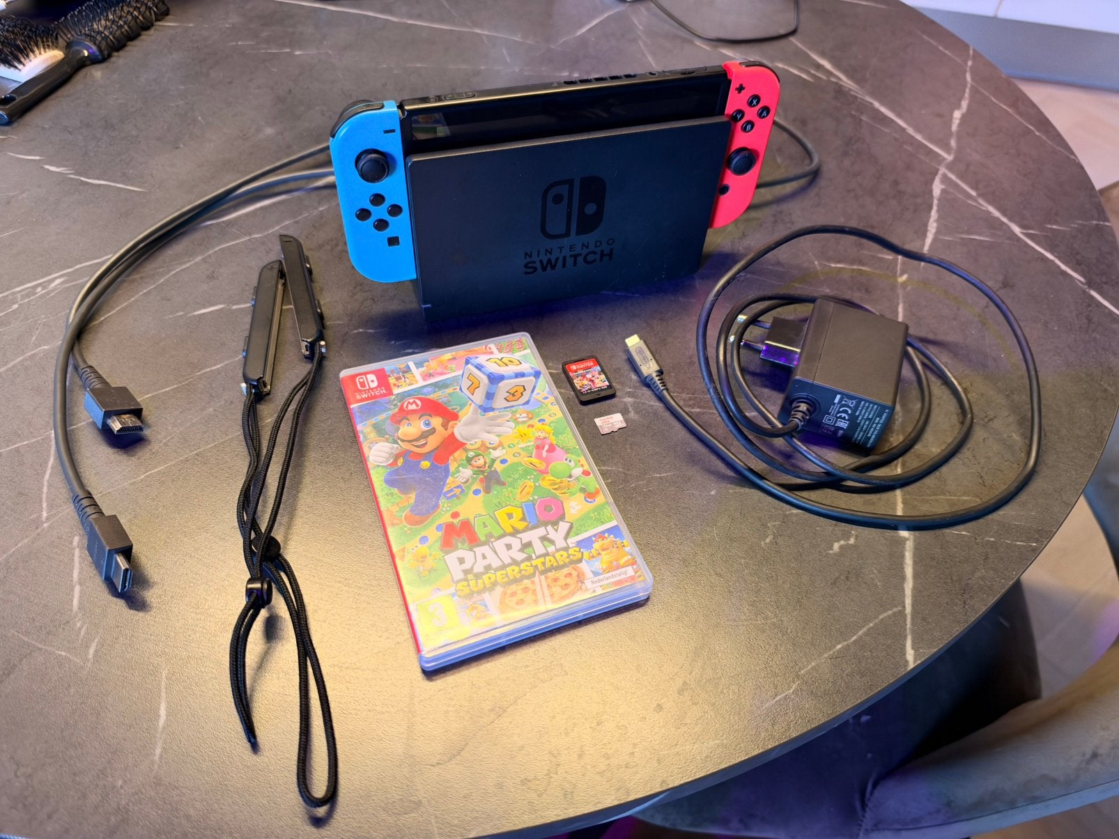 Nintendo Switch V1 – Mario Kart 8 + Mario Party Superstars, Ophalen of Verzenden, Zo goed als nieuw, Met 2 controllers, Switch Original
