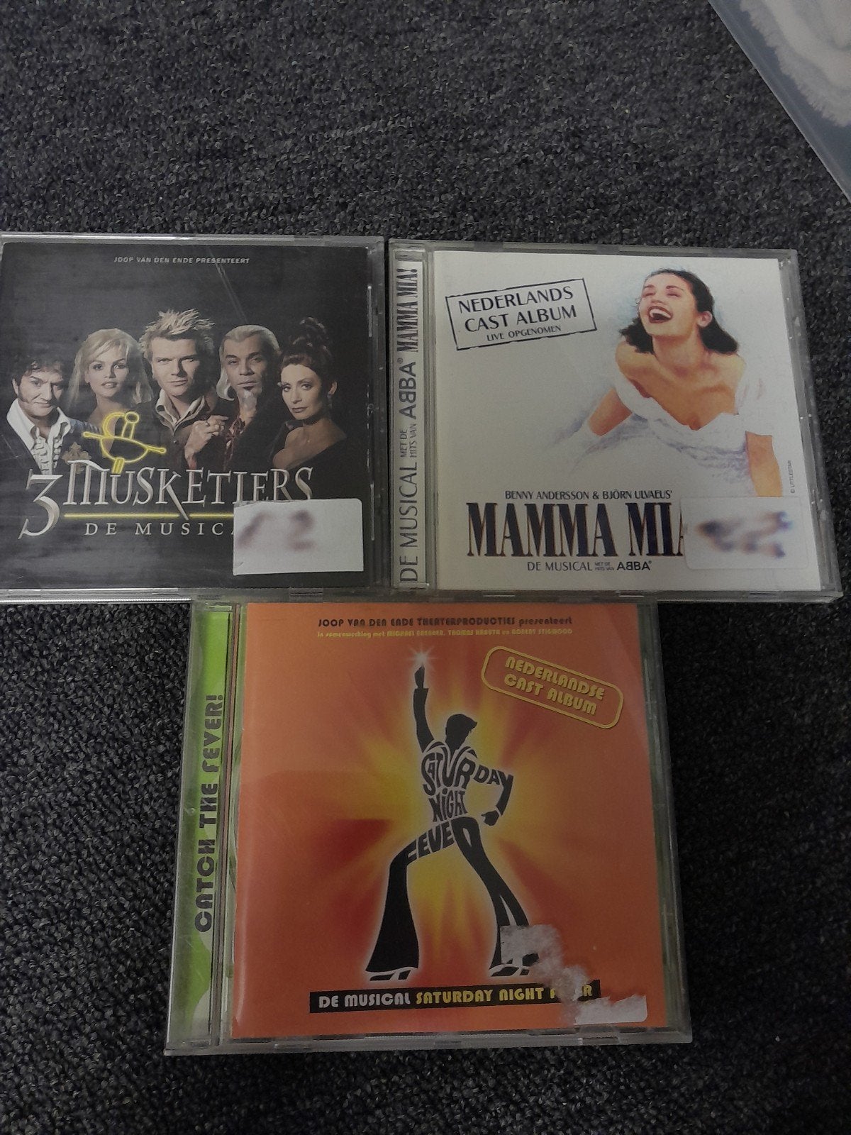 3 Musical CD's: 3 Musketiers, MammaMia, Saturday Night Fever, Cd's en Dvd's, Cd's | Filmmuziek en Soundtracks, Ophalen, Gebruikt