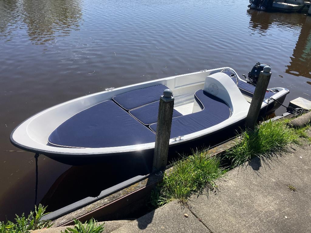 Leuk Sloepje met luxe kussenset, Watersport en Boten, Sloepen, Gebruikt, Consoleboot, Antifouling, Elektrische start, Kussenset