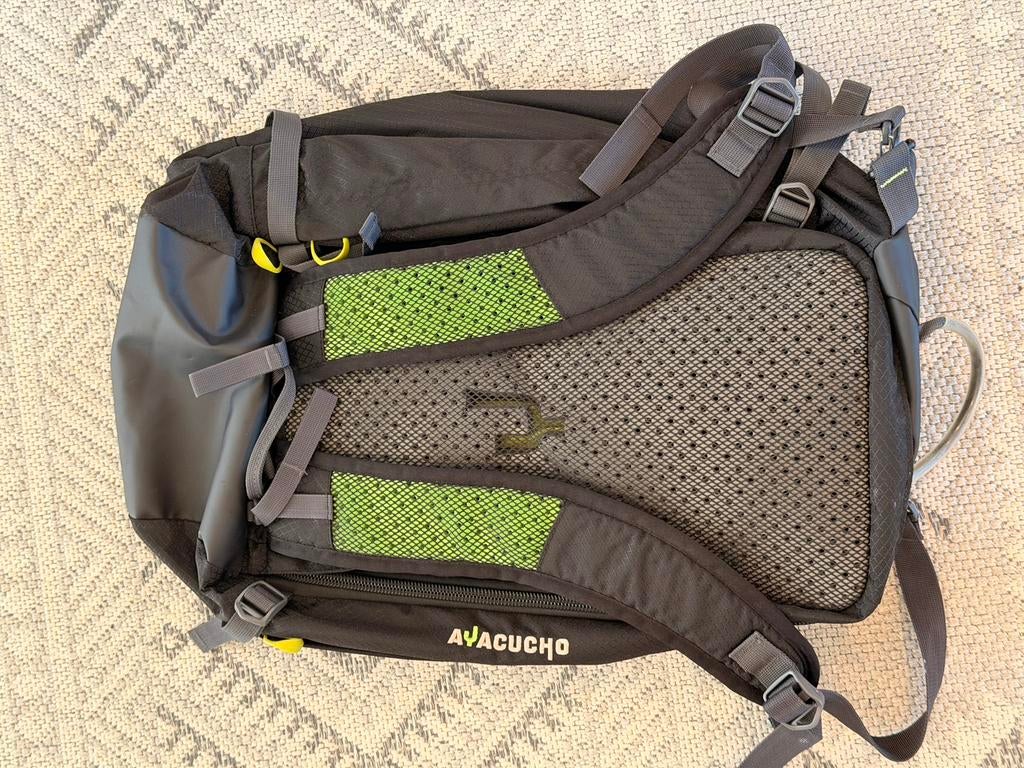 Ayacucho duffel/rugzak 45 liter, Ophalen of Verzenden, Zo goed als nieuw, 30 cm of meer