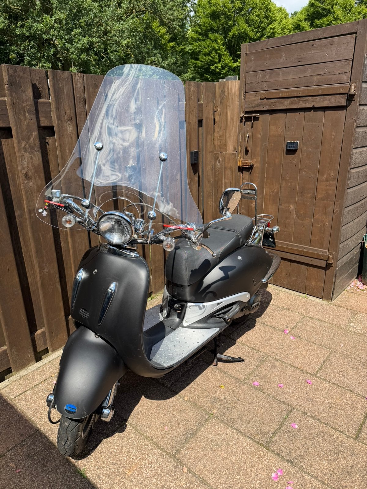 Scooter retro mat zwart, Ophalen, Gebruikt, Benzine, Maximaal 25 km/u