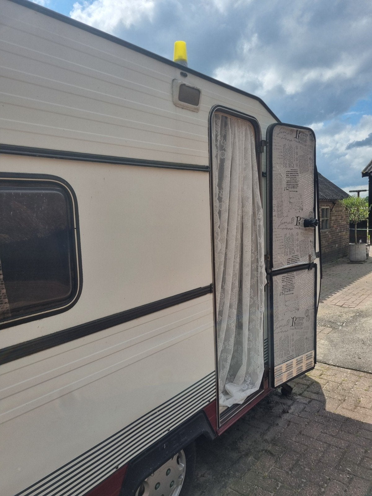 Gezellige TEC caravan - Ideaal voor starters!, Caravans en Kamperen, Caravans, T.E.C., Rondzit, Particulier, 500 - 750 kg