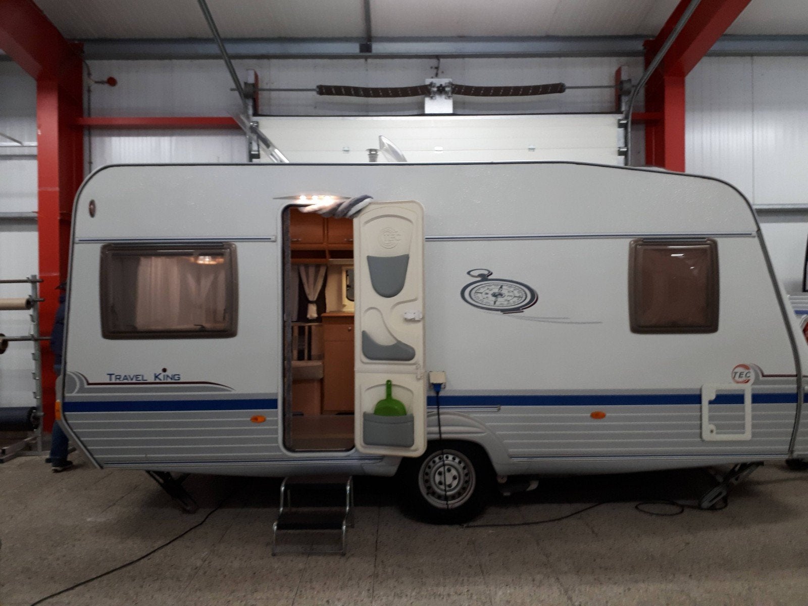 TEC Travel King - Complete caravan met voortent en mover, Caravans en Kamperen, T.E.C., Rondzit, Frans bed, Particulier