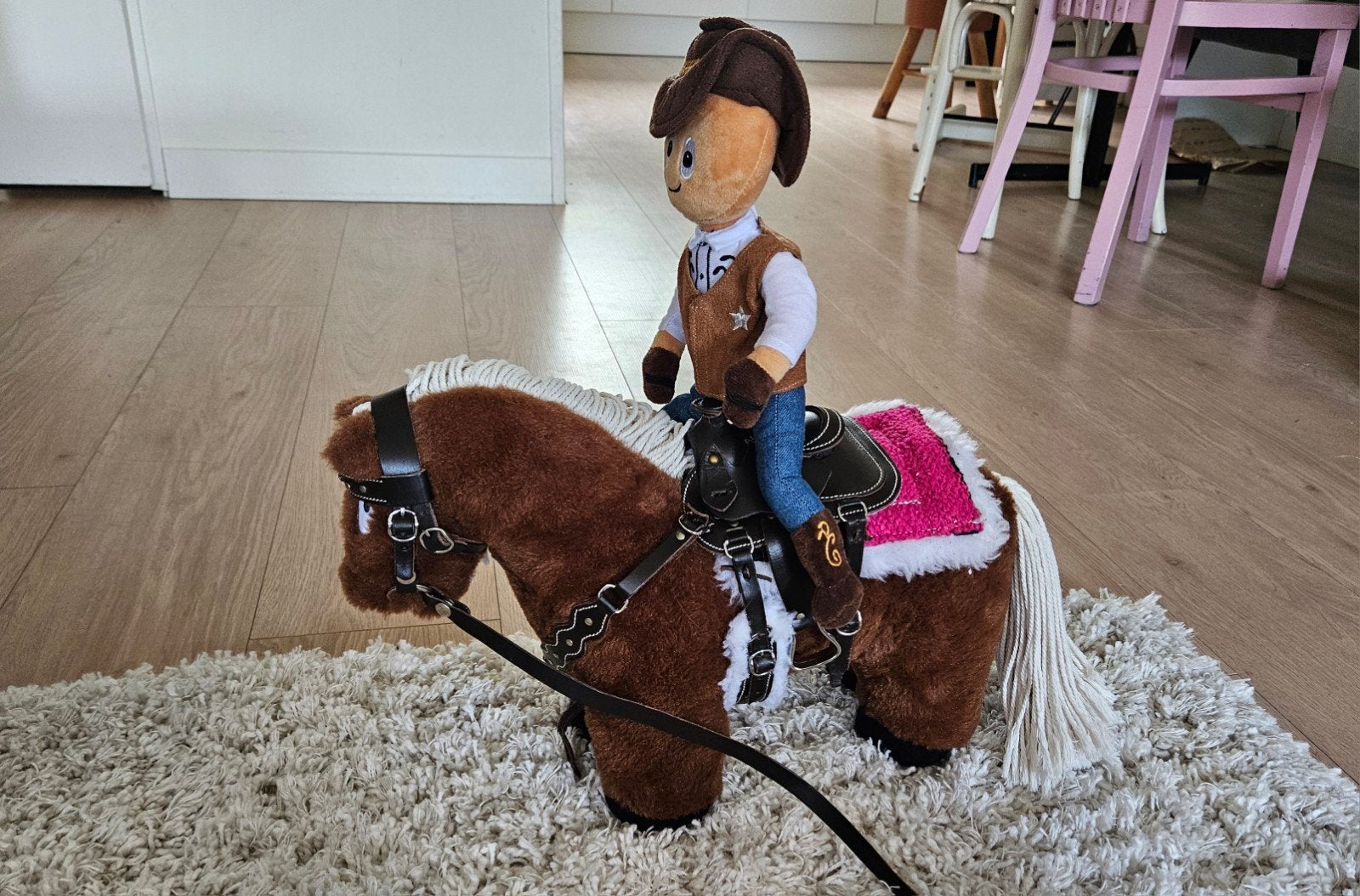Crafty Ponies paard met western zadel, hoofdstel en ruiter, Ophalen of Verzenden, Zo goed als nieuw