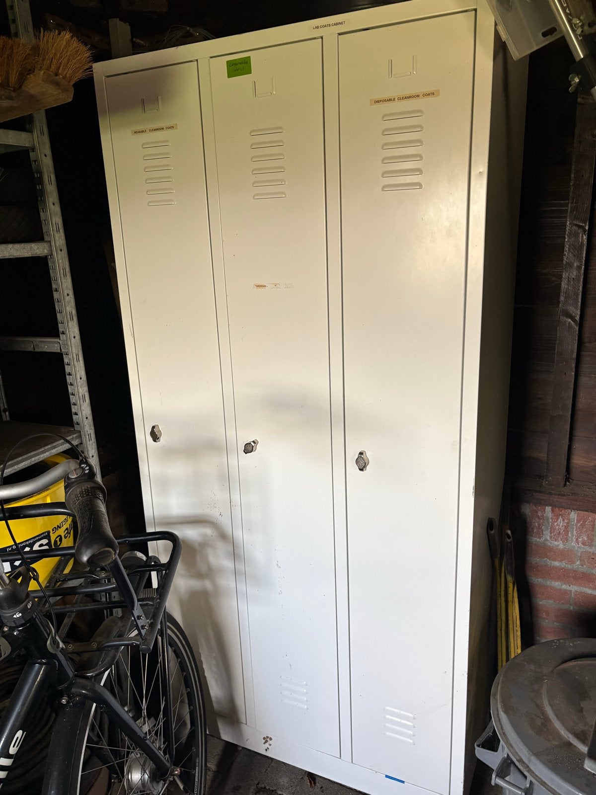Metalen locker met 3 deuren - Ideaal voor opslag, Ophalen of Verzenden, Gebruikt