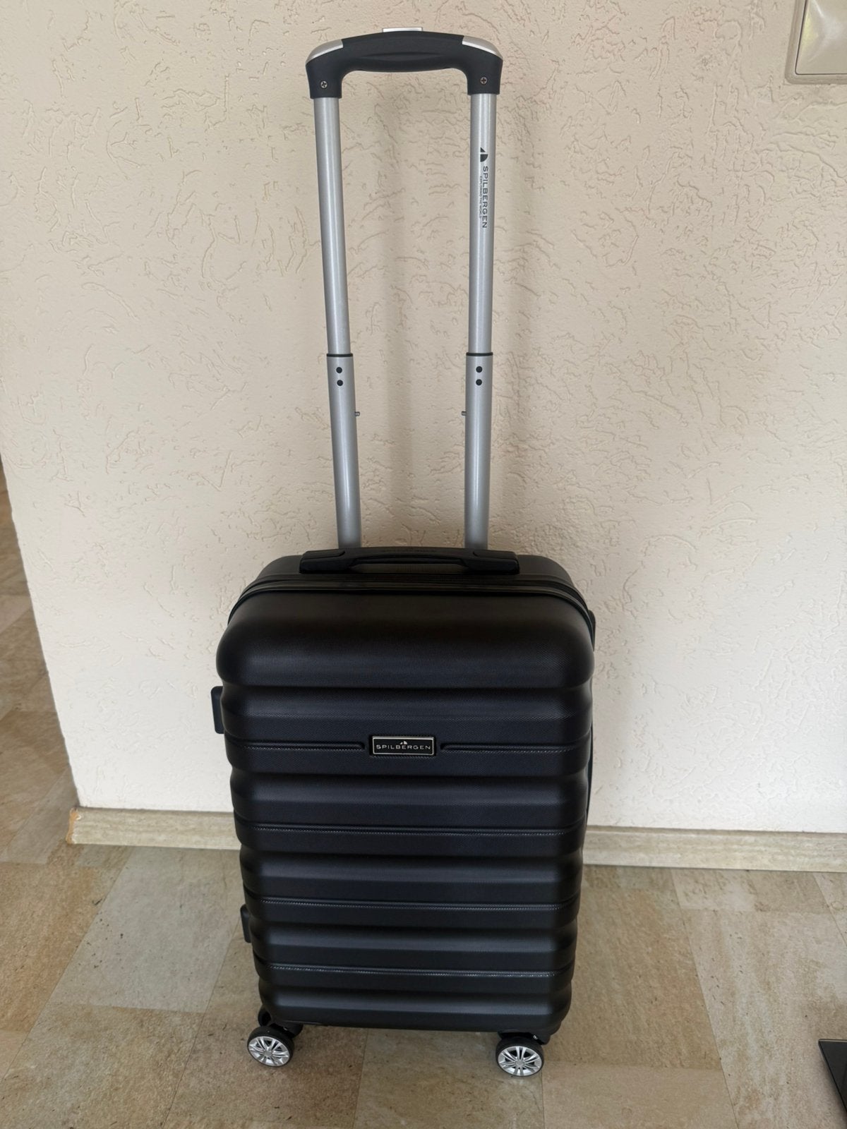 Nieuwe Handbagage  koffer te koop, Sieraden, Tassen en Uiterlijk, Koffers, 50 tot 60 cm, Hard kunststof, Nieuw, 35 tot 45 cm