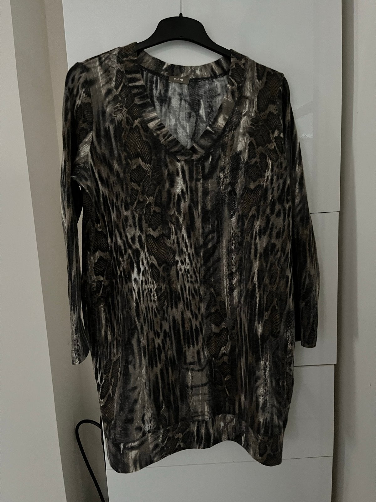 Riani tuniek met slangenprint en lange mouwen 44, Maat 42/44 (L), Zo goed als nieuw, Lange mouw, Meerkleurig