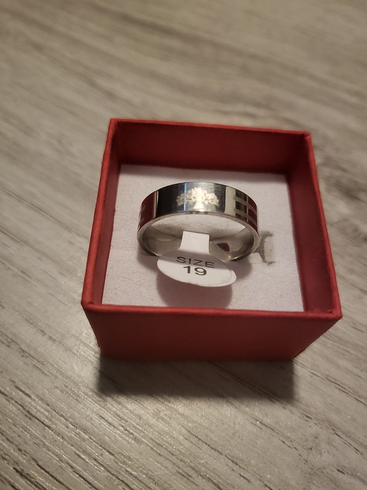 Nieuwe zilverkleurige ring, maat 19, IJzer of Staal, 19 tot 20, Nieuw, Ophalen of Verzenden