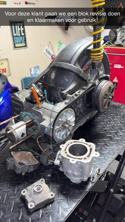 Motor Revisie Enschede 180cc 125cc 70cc 50cc, Ophalen of Verzenden, Zo goed als nieuw, Blok, Piaggio