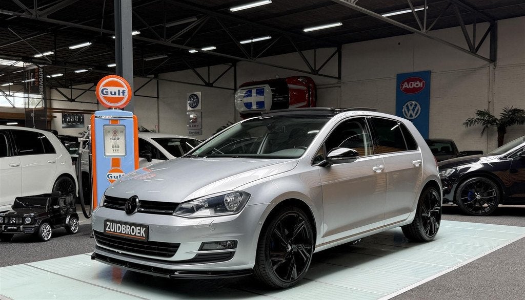 Volkswagen Golf 1.2 TSI | Pano | Maxton | Navi | Cruise |, Gebruikt, 4 cilinders, 1290 kg, Origineel Nederlands