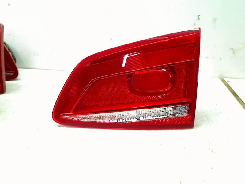 Achterlicht Rechts Achterklep Passat Variant (365) 2011, Gebruikt, Volkswagen, Volkswagen AG, Kundenbetreuung@volkswagen.de