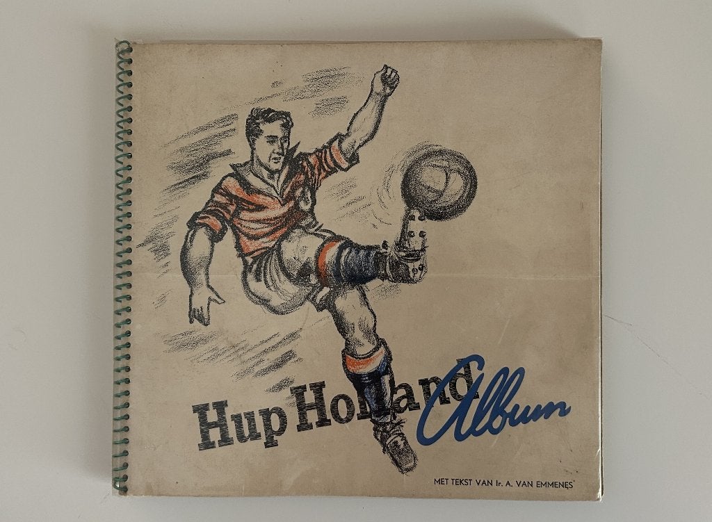 Hudson - Hup Holland Album (1959), Verzamelen, Ophalen of Verzenden, Gebruikt, Overige binnenlandse clubs, Boek of Tijdschrift