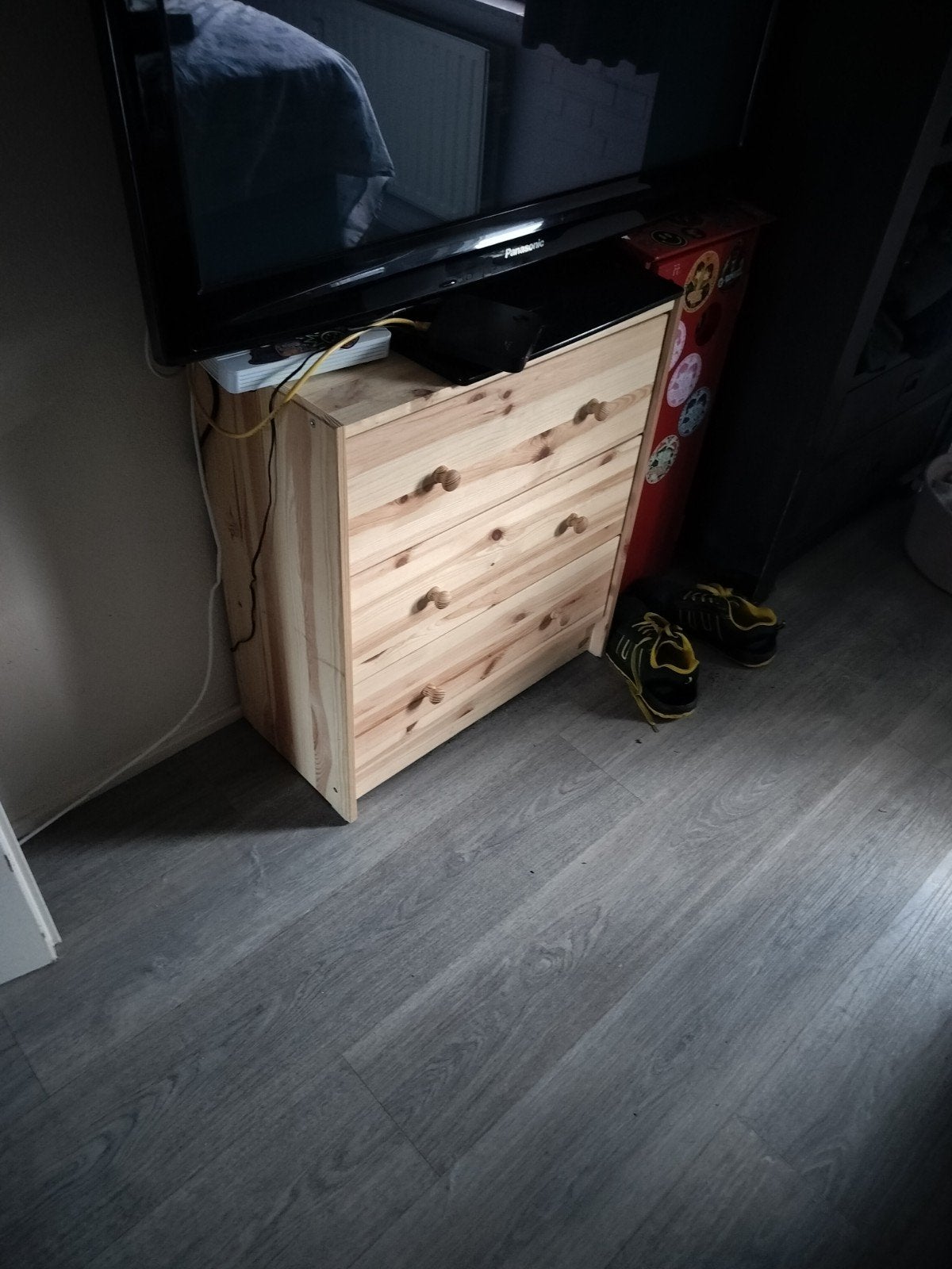 Houten ladekast / TV meubel / dressoir, Ophalen, Gebruikt, Modern, Scandinavisch, 50 tot 100 cm
