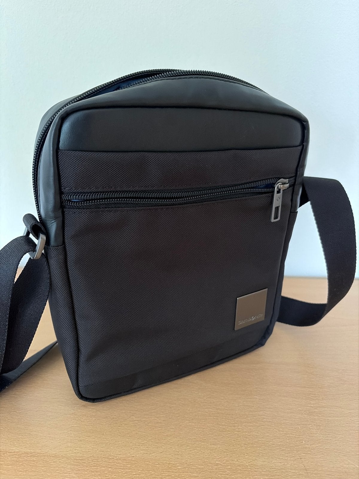 Samsonite Schoudertas - Zwart, Zo goed als nieuw, Ophalen of Verzenden, Zo goed als nieuw, Zwart, Overige merken