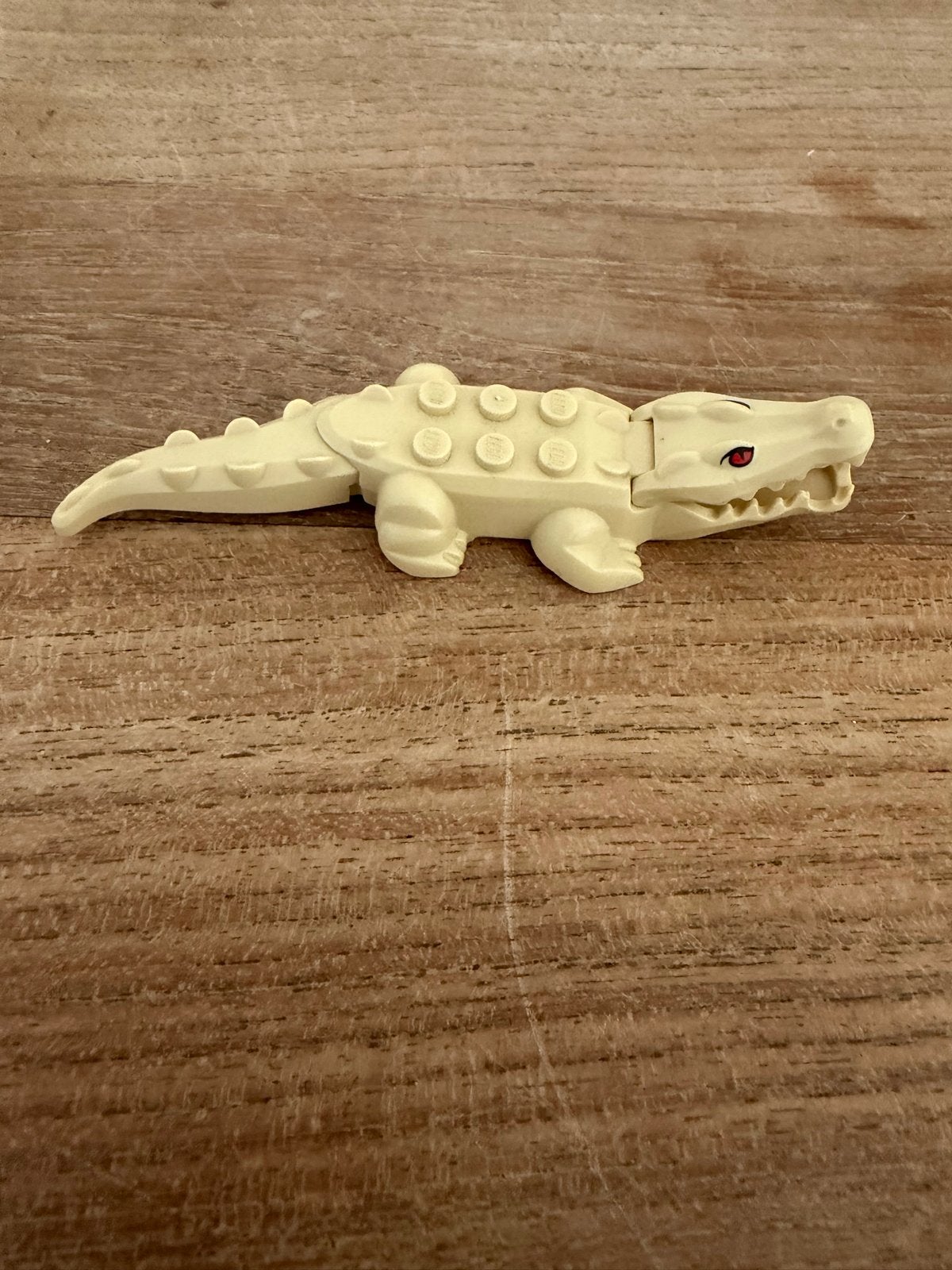 LEGO Krokodil Alligator Tan Rode Ogen 18904c03pb01, Kinderen en Baby's, Speelgoed | Duplo en Lego, Ophalen of Verzenden, Zo goed als nieuw