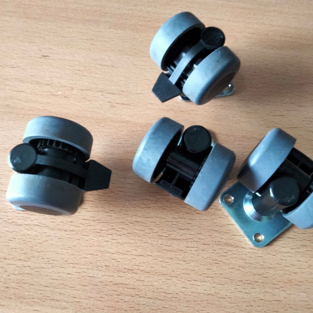 Zwenkwieltjes voor onder stoel of kast., Doe-het-zelf en Verbouw, Ophalen of Verzenden, Zo goed als nieuw