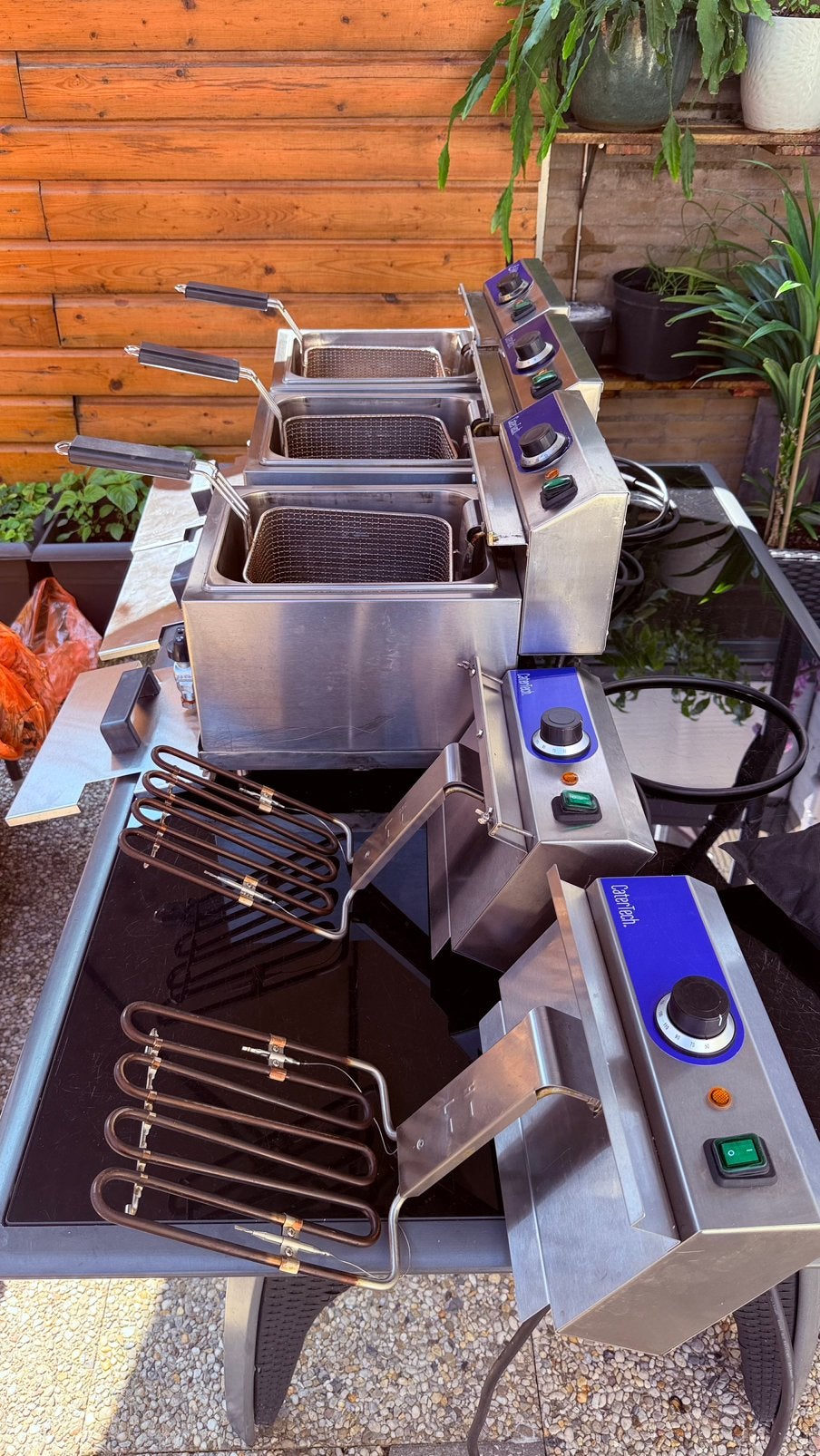 5x Catertech Friteuse | 8 Liter | 3500W | Friet | Snacks |, 4 liter of meer, Ophalen, Gebruikt, Uitneembare binnenpan