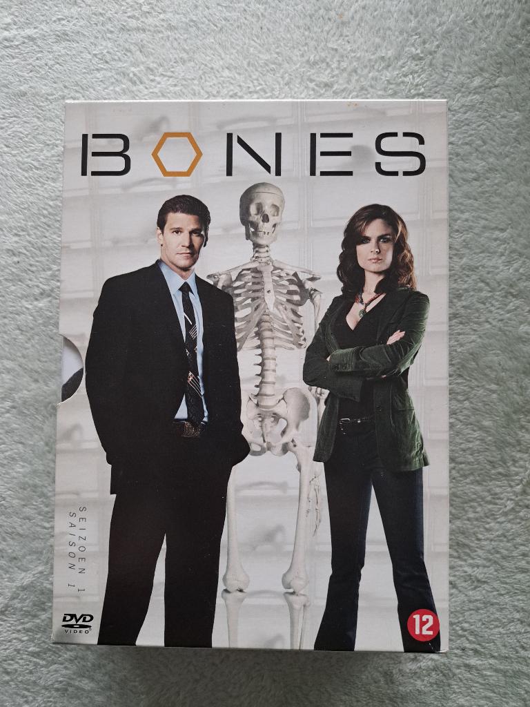 Bones Seizoen 1 DVD-box, Ophalen of Verzenden, Zo goed als nieuw, Vanaf 12 jaar, Boxset