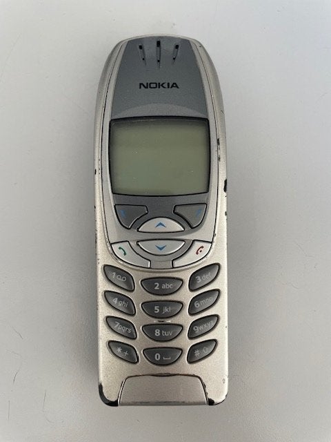 Nokia 6310i zilver zonder oplader, Telecommunicatie, Gebruikt, Geen camera, Ophalen of Verzenden, Klassiek of Candybar