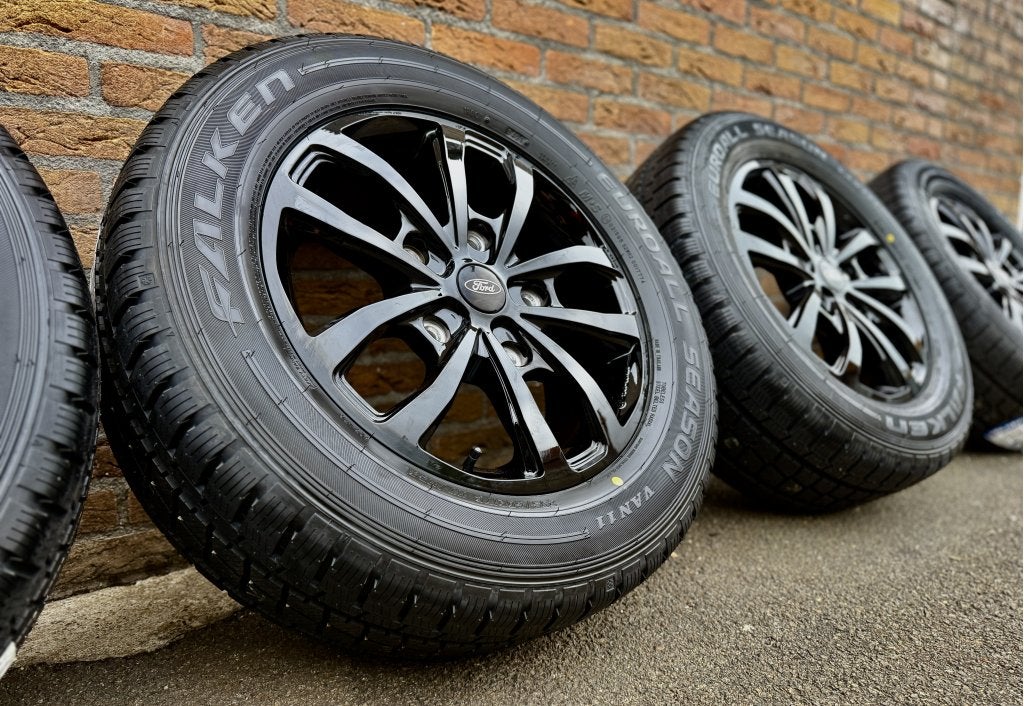 Ford Transit velgen 17 inch met all season banden zwart, Niet ingevuld, Bestelwagen, Banden en Velgen, Niet ingevuld