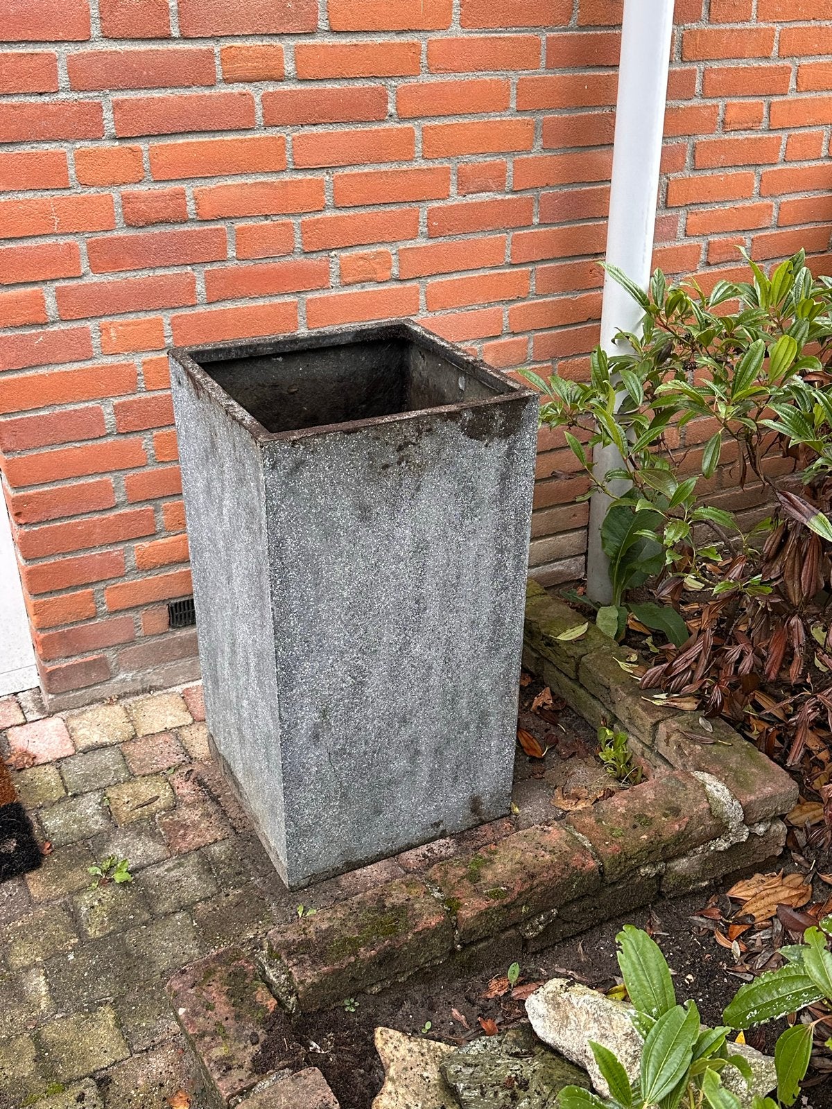 vierkante plantenbak voor buiten, Tuin en Terras, Ophalen, Overige materialen, Gebruikt, Minder dan 60 cm
