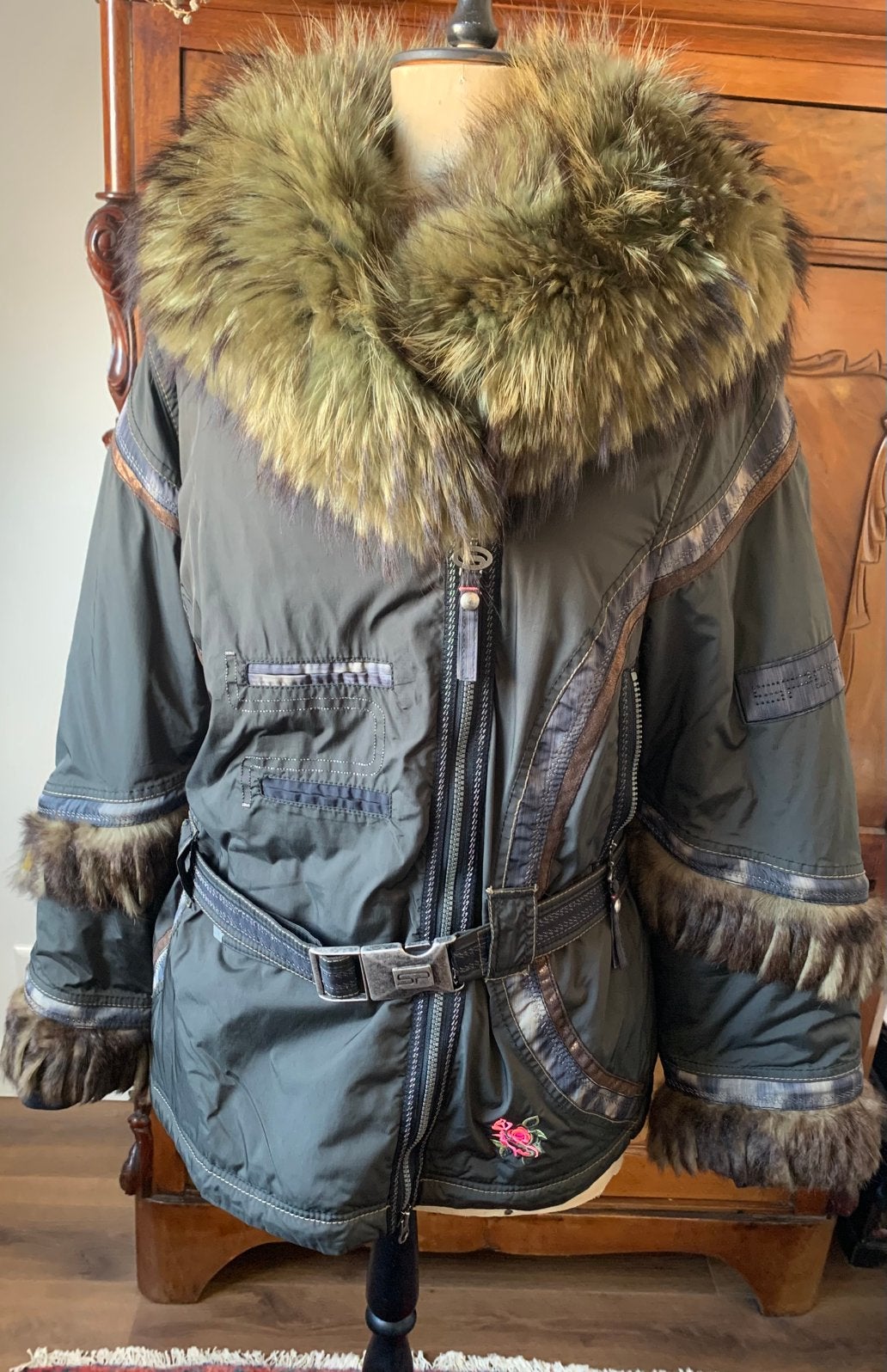 Luxe Sportalm Kitzbühel Skiset | Jas, Broek & Wanten Maat 44, Kleding | Dames, Ophalen, Gedragen, Maat 42/44 (L), Overige typen