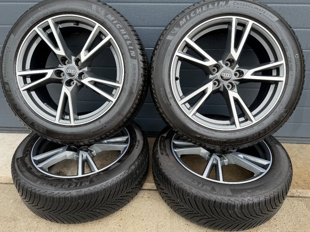 19” Audi Q5 FY velgen + all season banden, Auto-onderdelen, Banden en Velgen, Gebruikt, Banden en Velgen, 235 mm, All Season