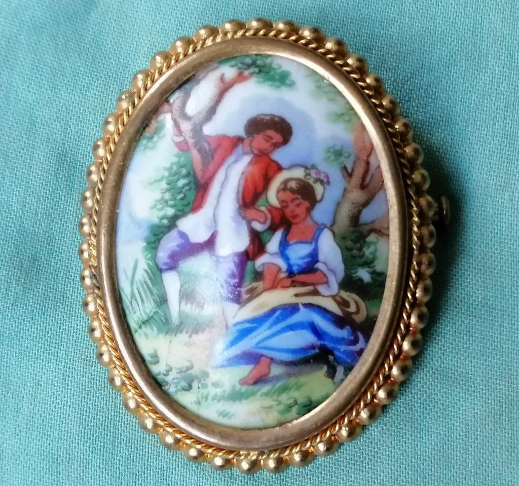 Vintage broche met Limoges porselein, Ophalen of Verzenden, Zo goed als nieuw, Overige materialen
