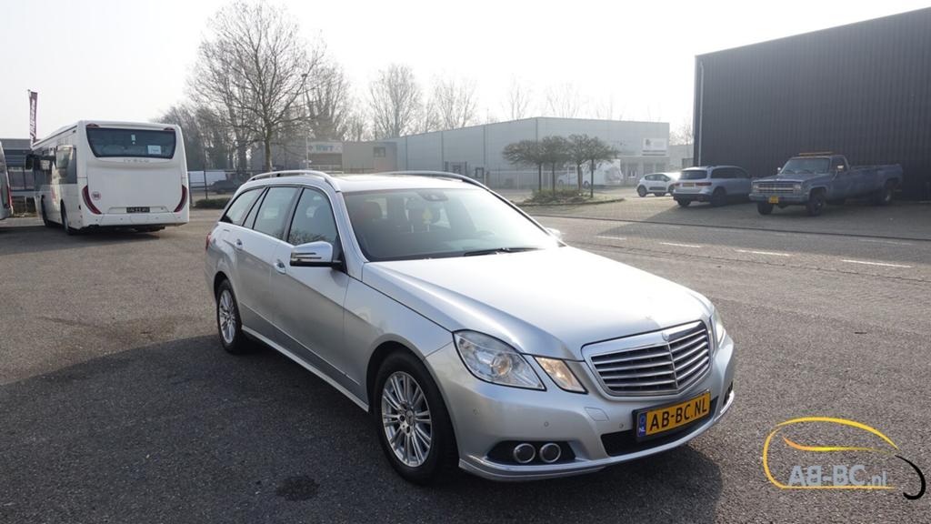 Mercedes-Benz E 220, Auto's, Mercedes-Benz, Bedrijf, E-Klasse, ABS, Airbags, Airconditioning, Boordcomputer, Centrale vergrendeling
