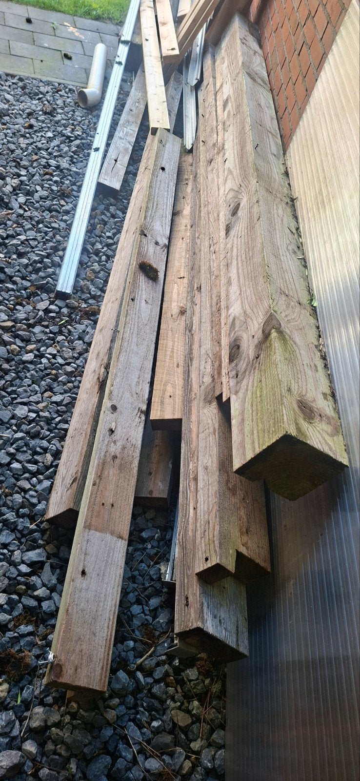 Diverse partij gebruikt hout: balken en planken, Gebruikt, Overige typen, Overige houtsoorten, Ophalen