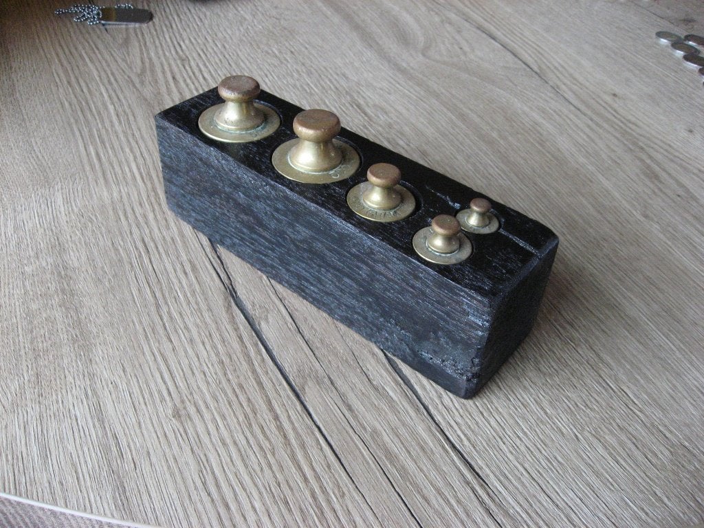 blok met koperen gewichtjes, Antiek en Kunst, Ophalen