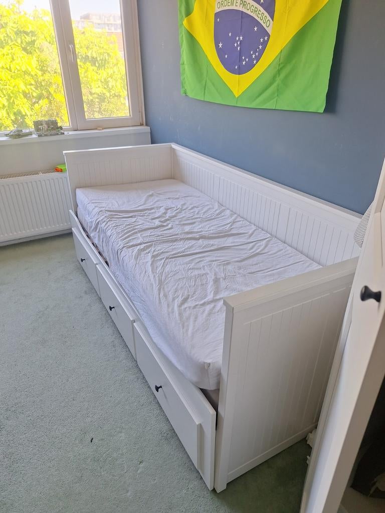 Ikea Day-bed frame with 3 drawers, white, 80x200 cm, Ophalen, Verstelbaar, Wit, Zo goed als nieuw
