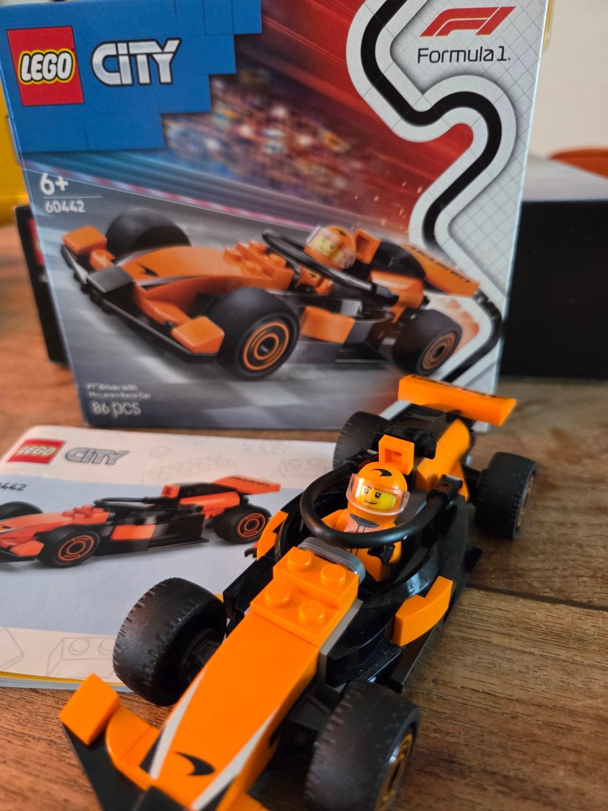 Lego City F1 McLaren Raceauto 60442 - Nieuwstaat, Ophalen of Verzenden, Zo goed als nieuw, Overige merken