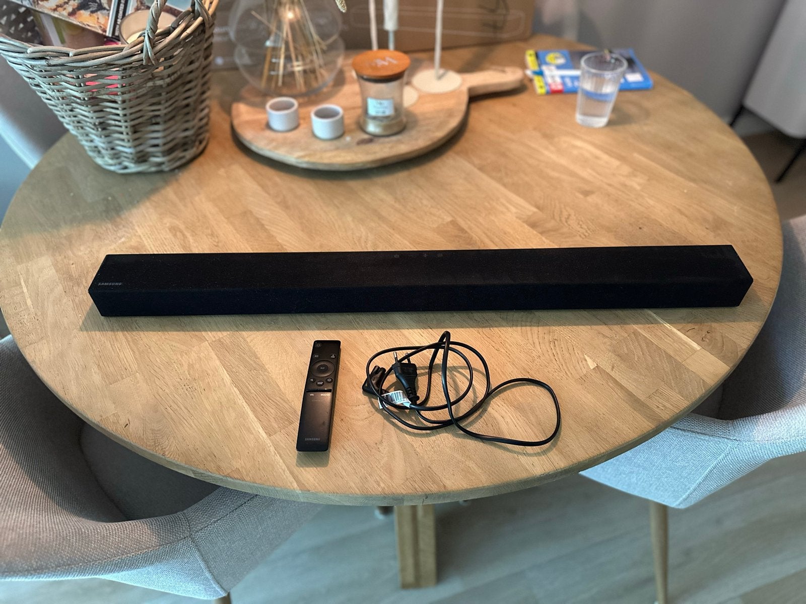 Samsung HW-T420 Soundbar met afstandsbediening en beugel, Ophalen of Verzenden, Bluetooth, Zo goed als nieuw