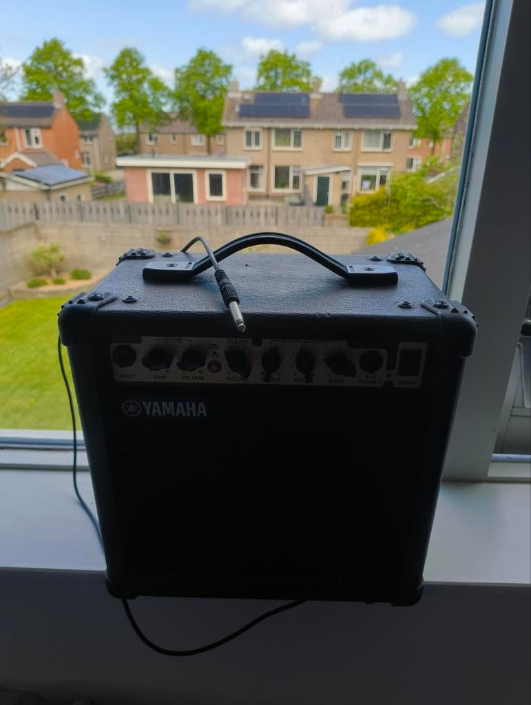 Yamaha tourgear + versterker en accessoires., Ophalen, Minder dan 50 watt
