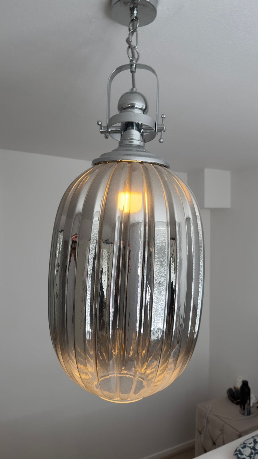 Moderne hanglamp met geribbeld, smoke glas en chroom., Ophalen, Zo goed als nieuw, Glas