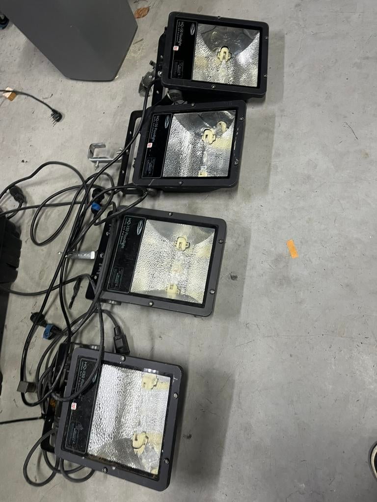 4 hq gasontlading lampen, Ophalen, Gebruikt