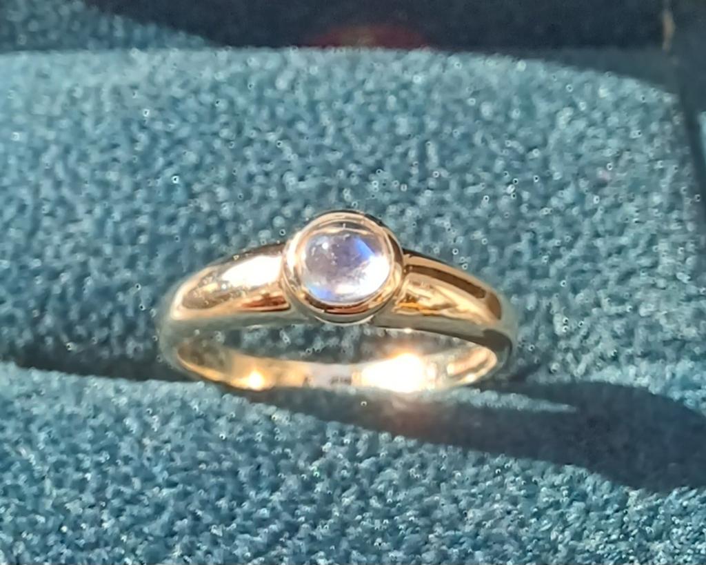 Gouden Ring met Maansteen (0.26ct), Verzenden, Met edelsteen, Dame, Goud