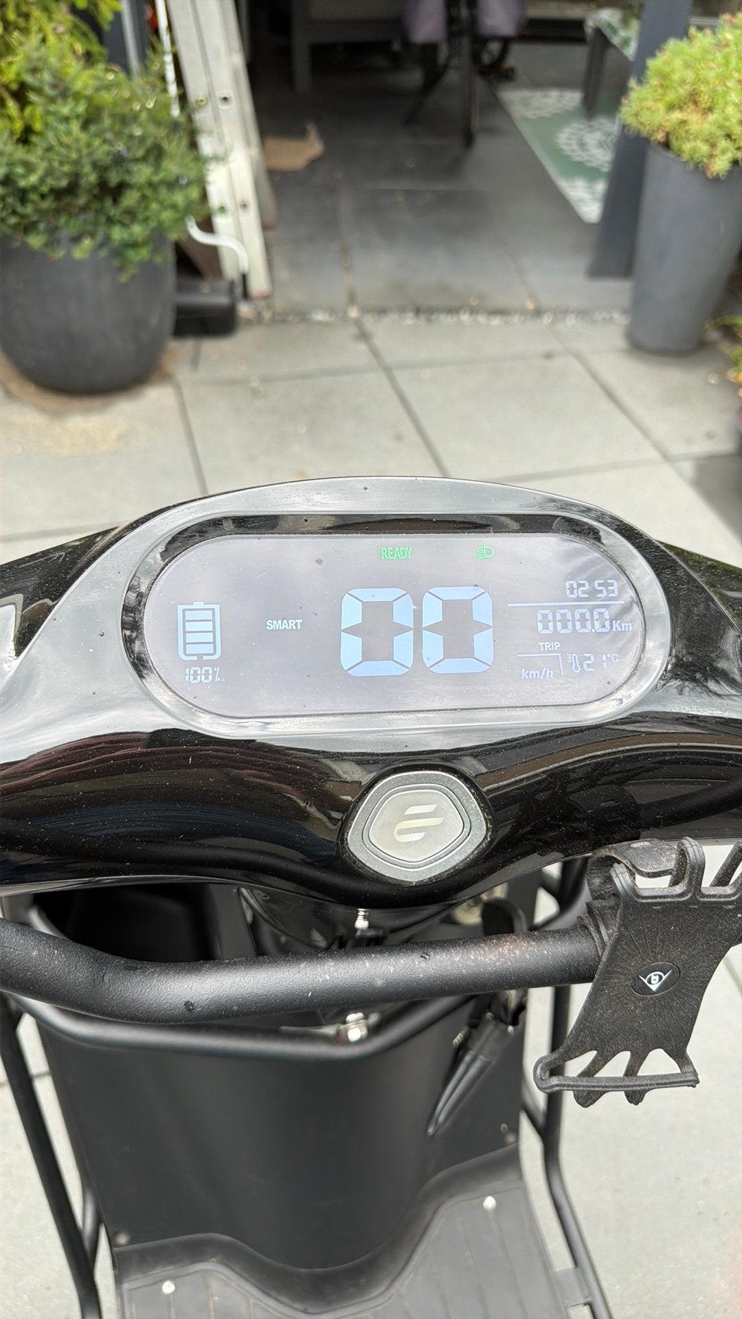 Tekoop zeer nette Ecooter, Fietsen en Brommers, Ophalen, Maximaal 45 km/u, Elektrisch, Zo goed als nieuw