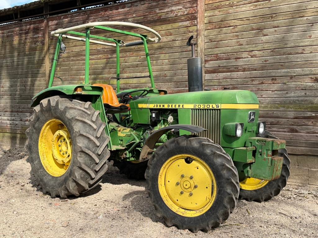John deere 2030LS Tractor 4WD Hilo Stuurbekrachtiging, Zakelijke goederen, Agrarisch | Tractoren, Gebruikt, Tot 2500, Tot 80 Pk