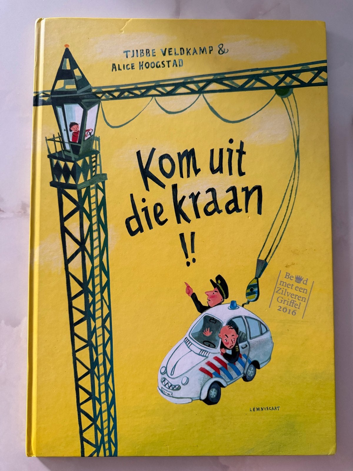 Kom uit die kraan!! - Tjibbe Veldkamp & Alice Hoogstad, Boeken, Ophalen of Verzenden, Gelezen, Fictie algemeen